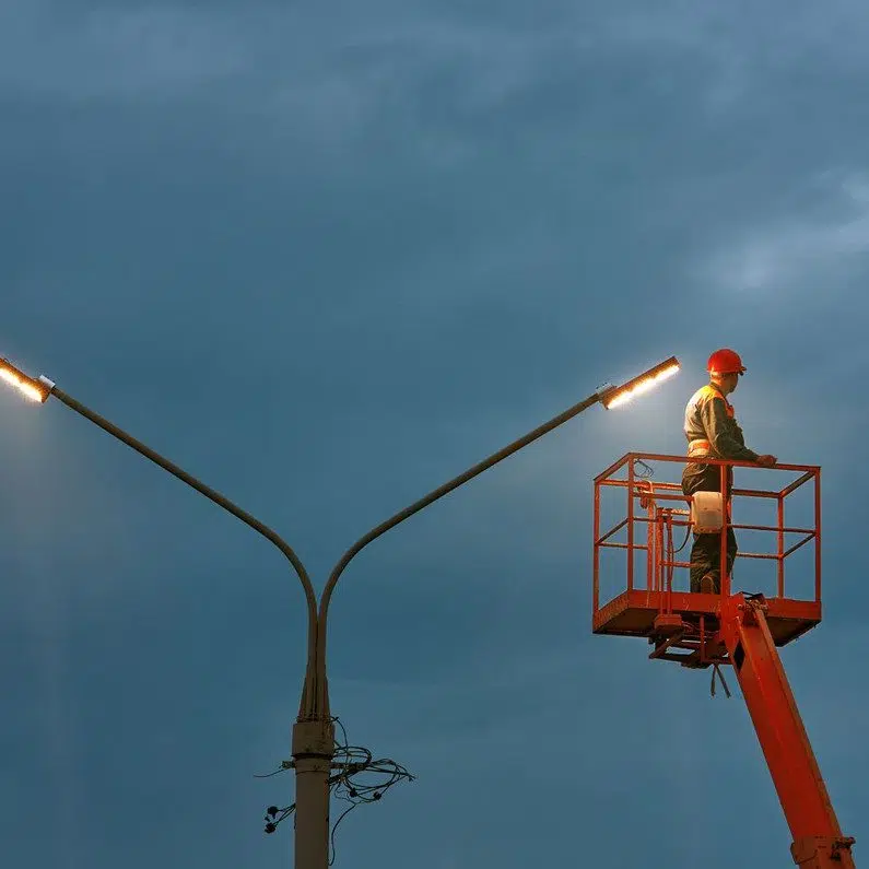 Outdoor LED Parking Lot Lighting maintenance